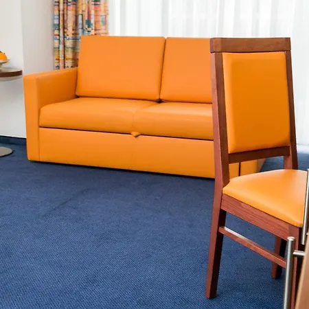 Hotel Panorama In 3*