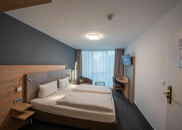 Hotel Panorama In 3*